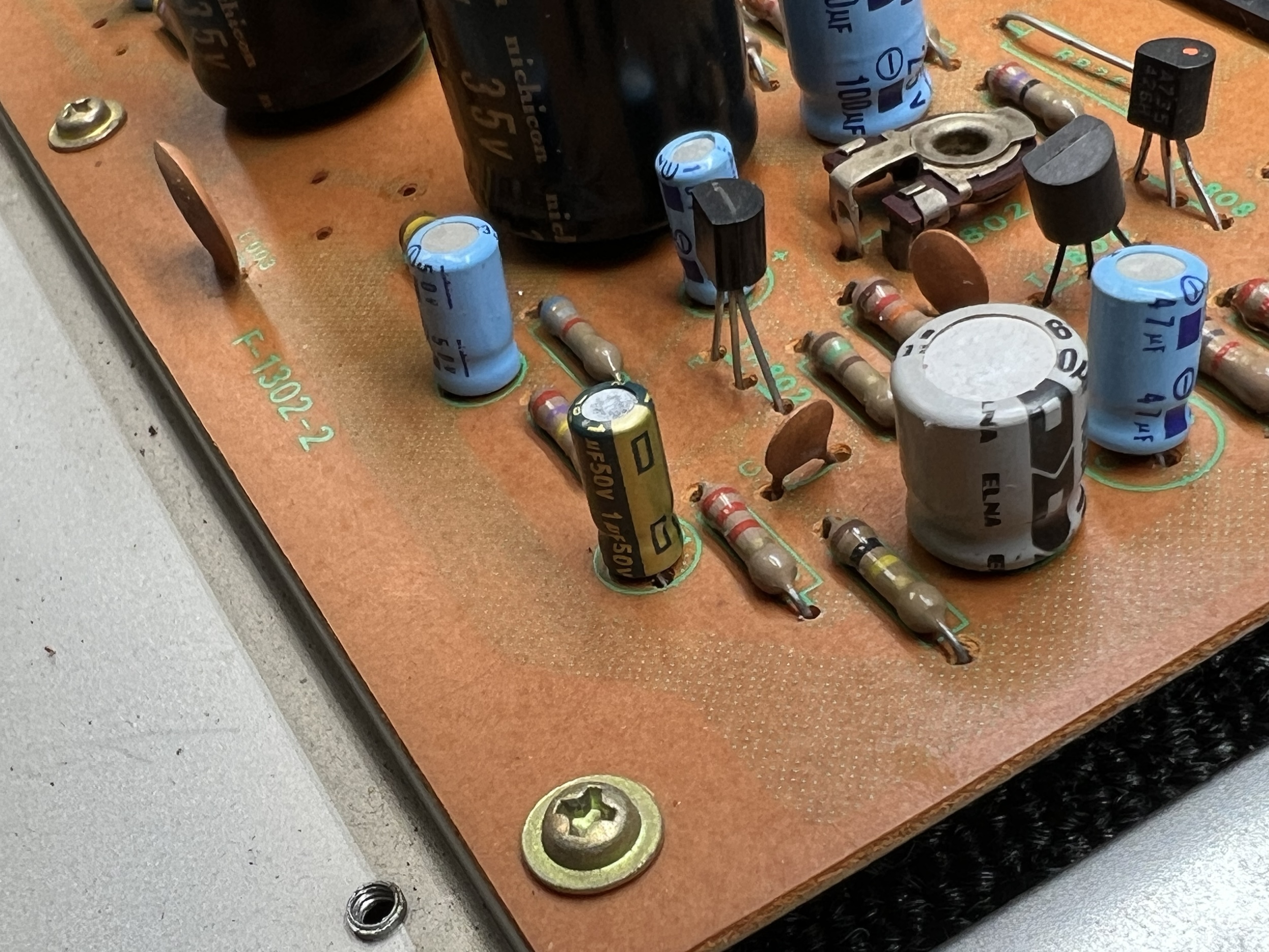 Baby Amplifiers: Sansui AU-101 12 Sansui AU-101