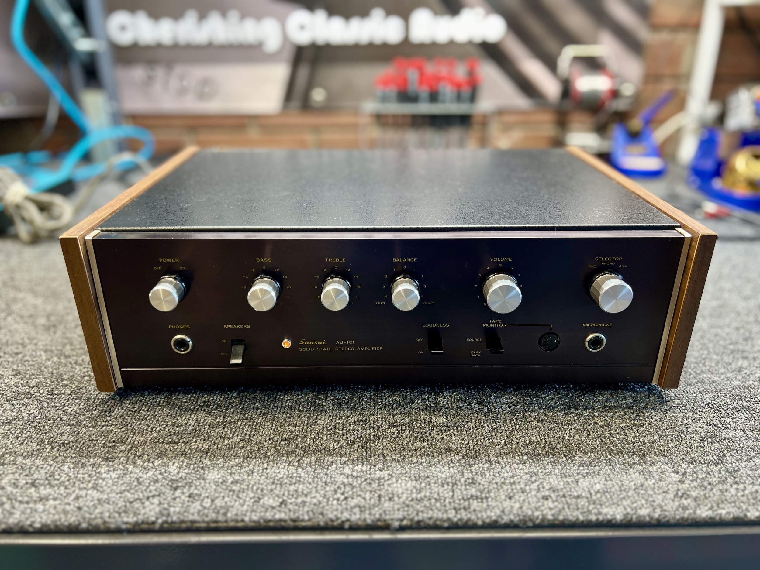 Baby Amplifiers: Sansui AU-101 13 Sansui AU-101