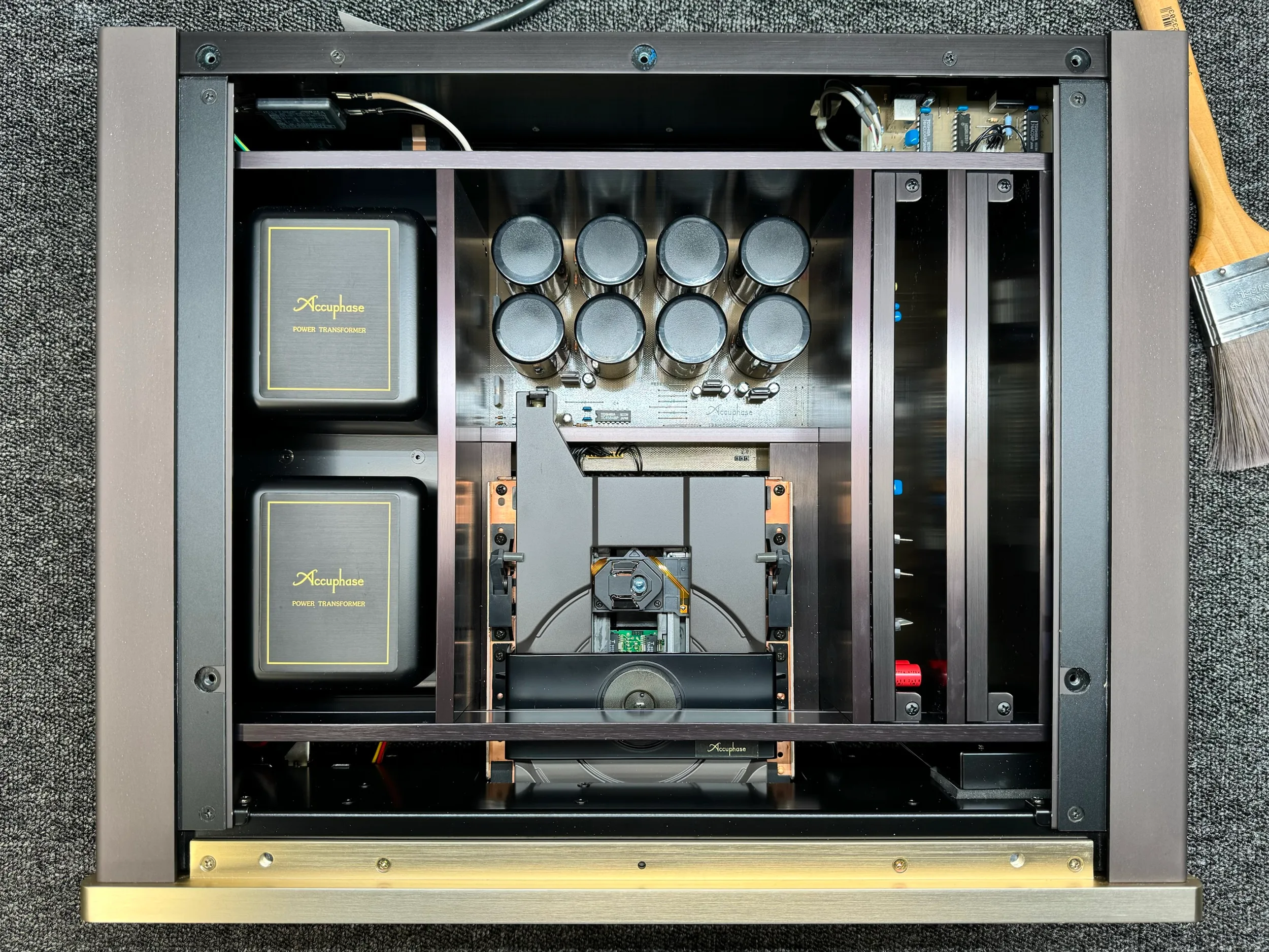Accuphase DP-90