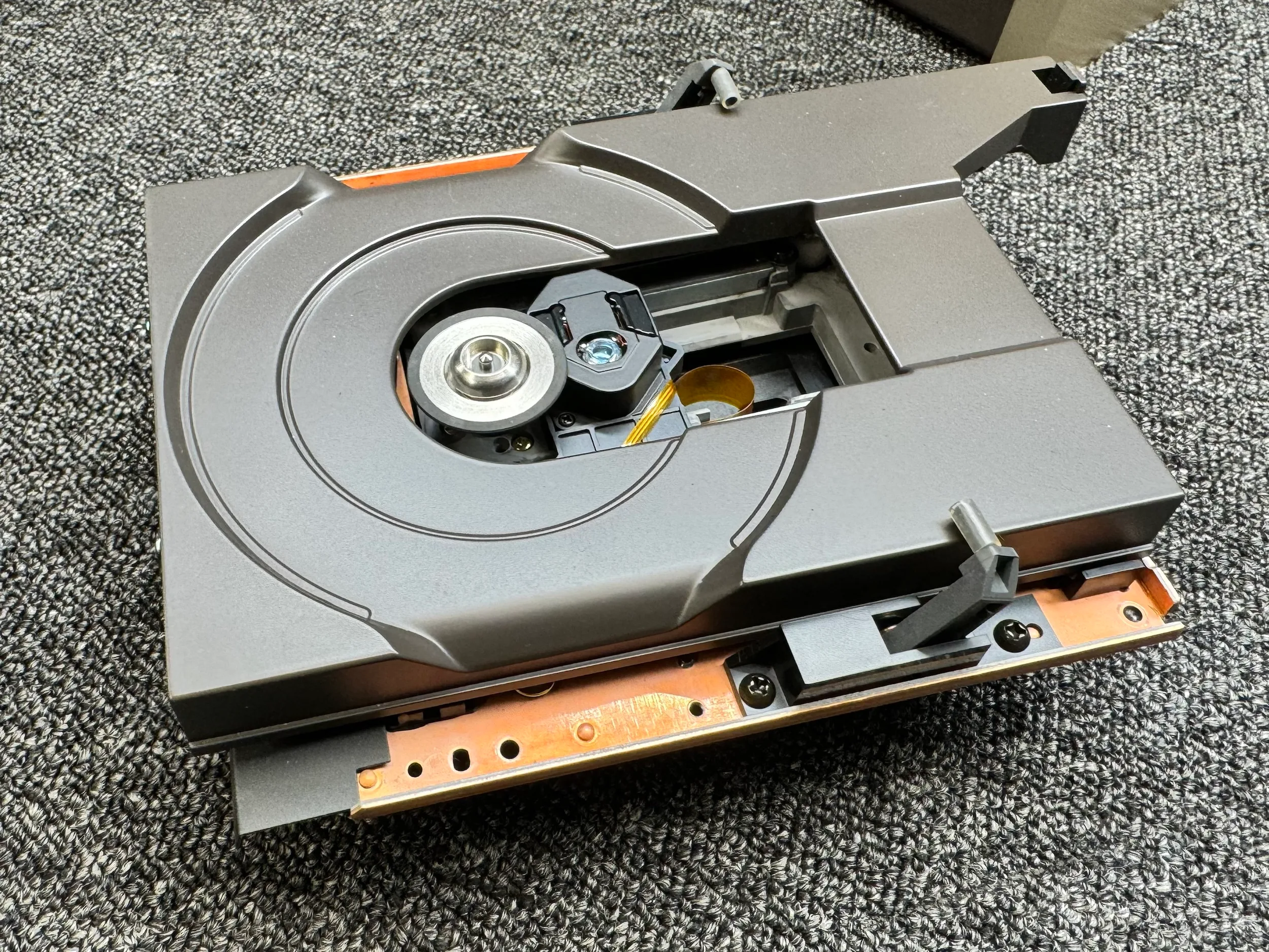 Accuphase DP-90