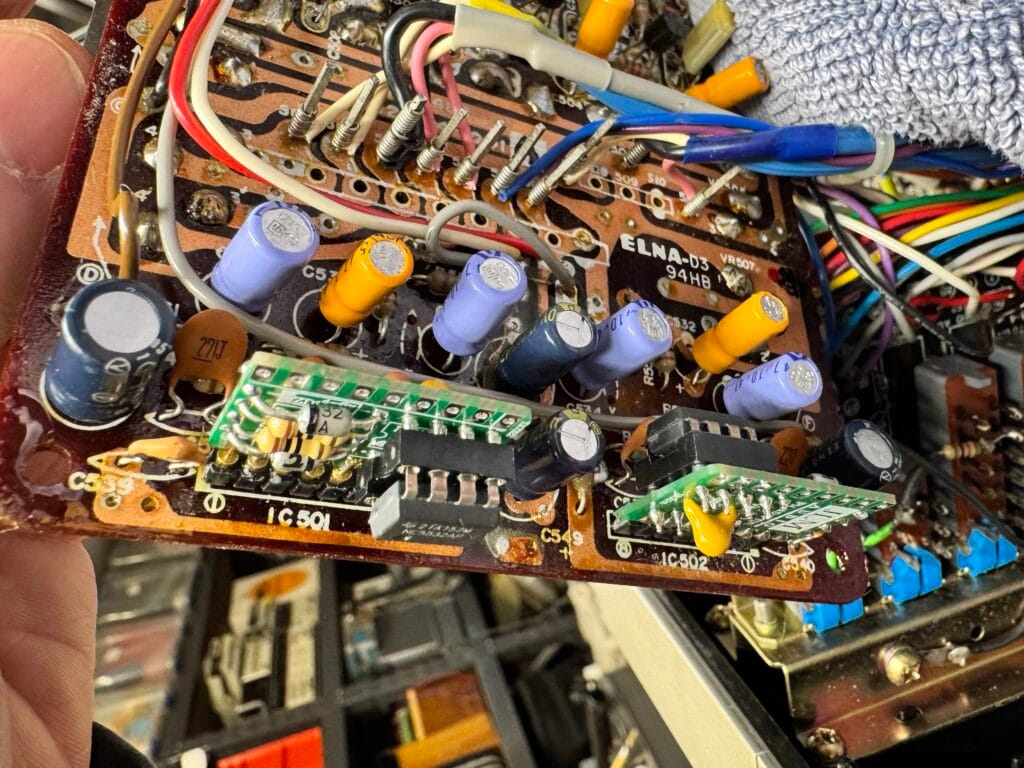 Store 26 JVC JR-S301