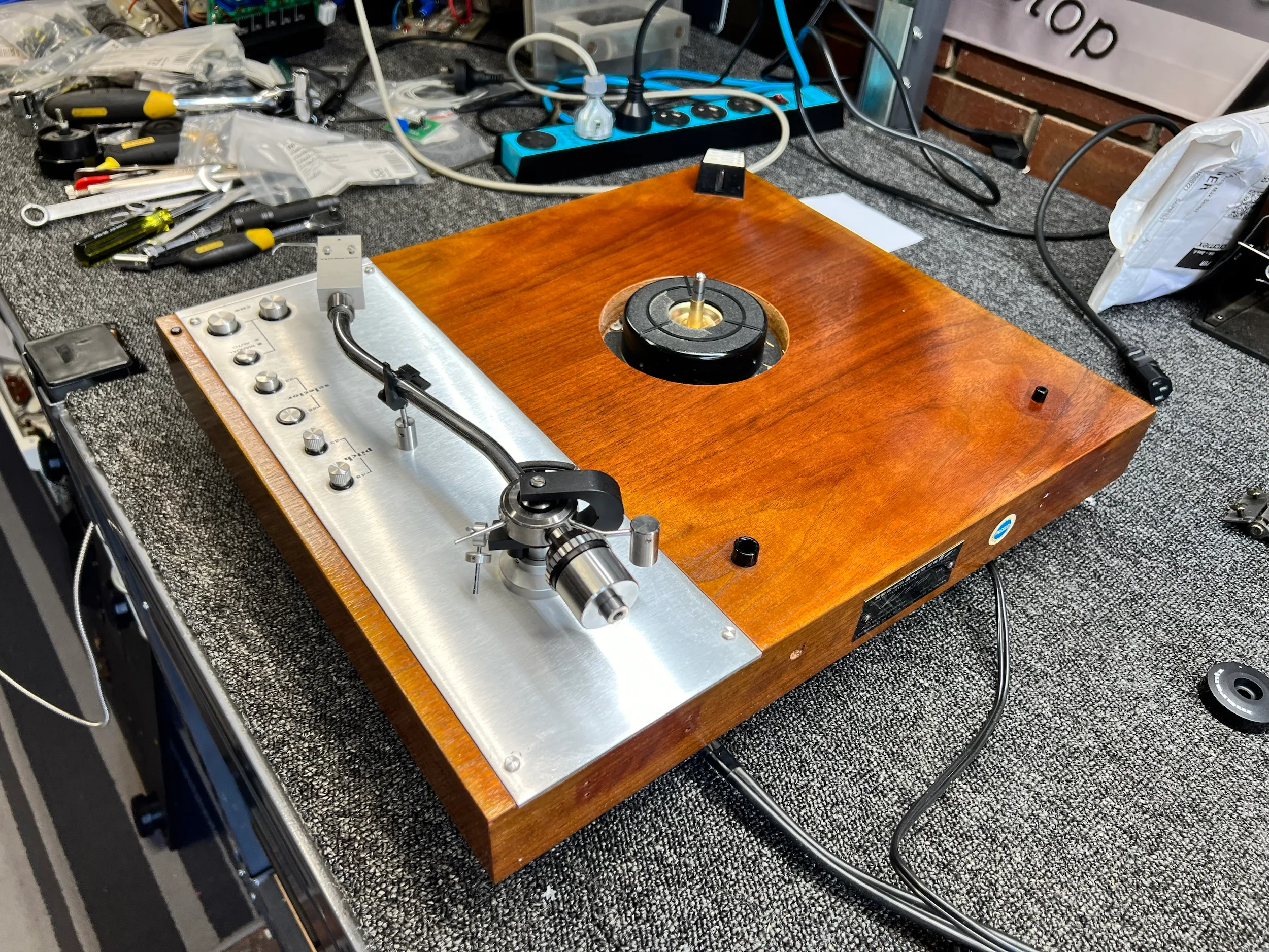 Platine Vinyle Marantz Esotec TT 1000 - Très Bon État - Modèle TT1100