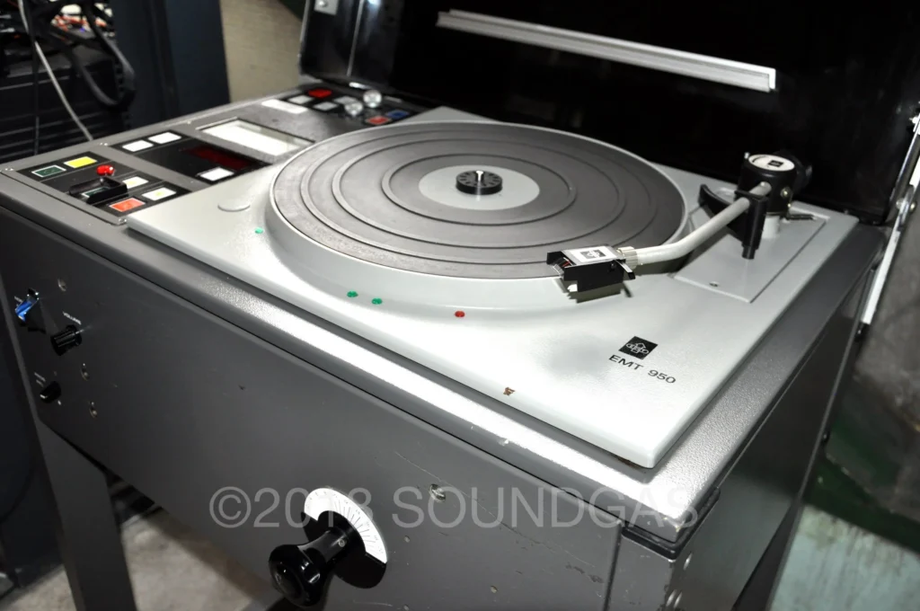 Timeless Thorens TD 150 MK II Overhaul 4 EMT-950