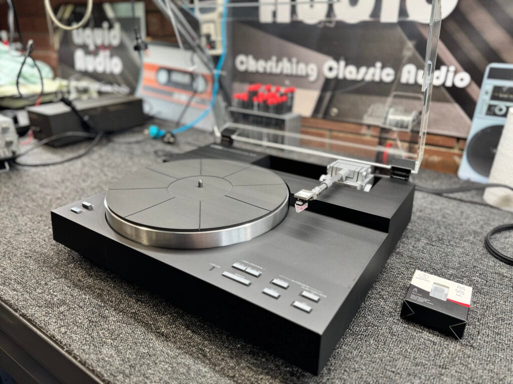 Stunning Rare Yamaha PX-3 Turntable Service 21 Stunning Rare Yamaha PX-3 Turntable Service