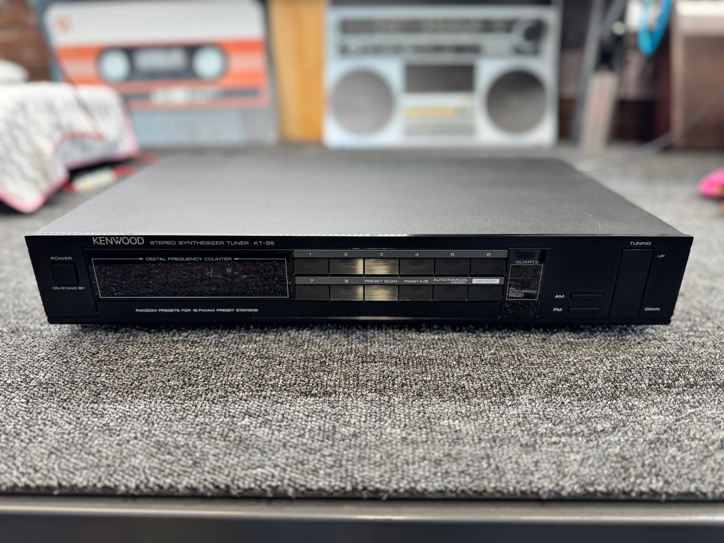 Store 65 Kenwood KT-56