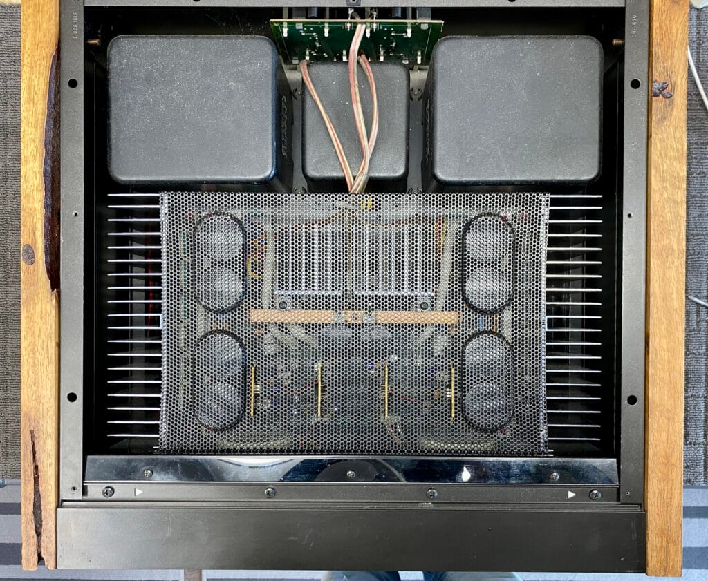 Incredible Technics SE-A100 Amplifier Resurrection 7 Technics SE-A100