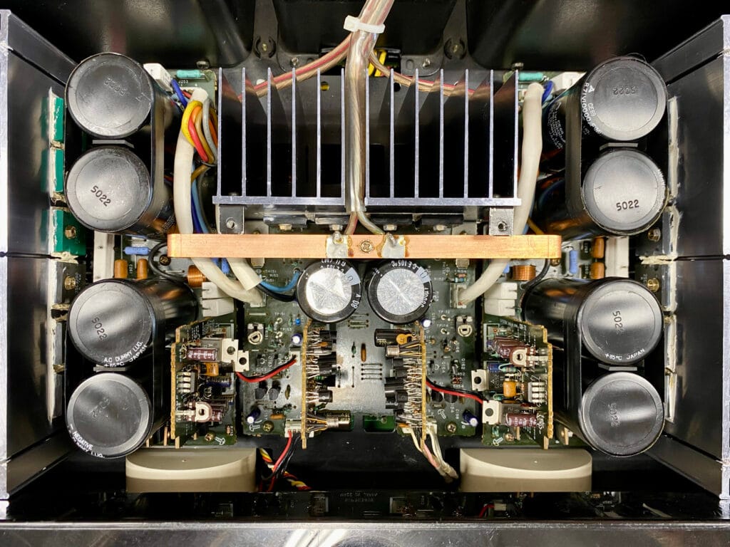 Incredible Technics SE-A100 Amplifier Resurrection 37 Technics SE-A100