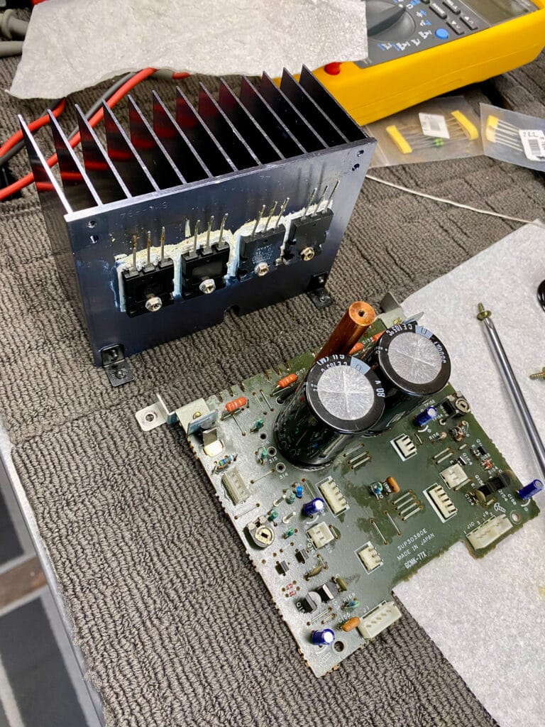 Incredible Technics SE-A100 Amplifier Resurrection 23 Technics SE-A100