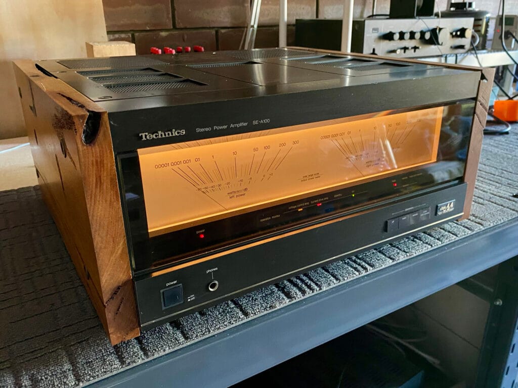 Incredible Technics SE-A100 Amplifier Resurrection 55 img 3198
