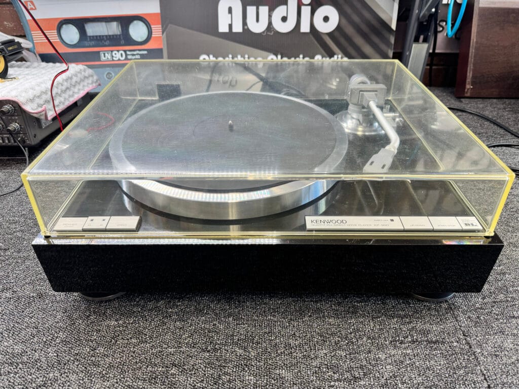 Kenwood KP-990
Kenwood KD-990