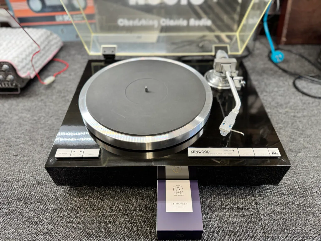 Gorgeous Kenwood KP-990 Turntable Service | LiQUiD AUDiO