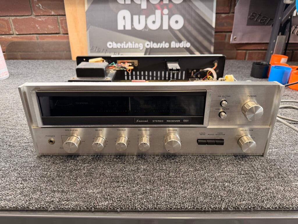 Sansui 551