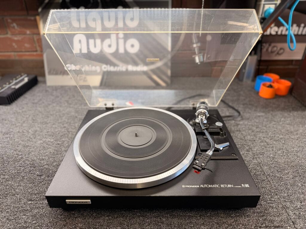 Store 51 Pioneer PL-514X