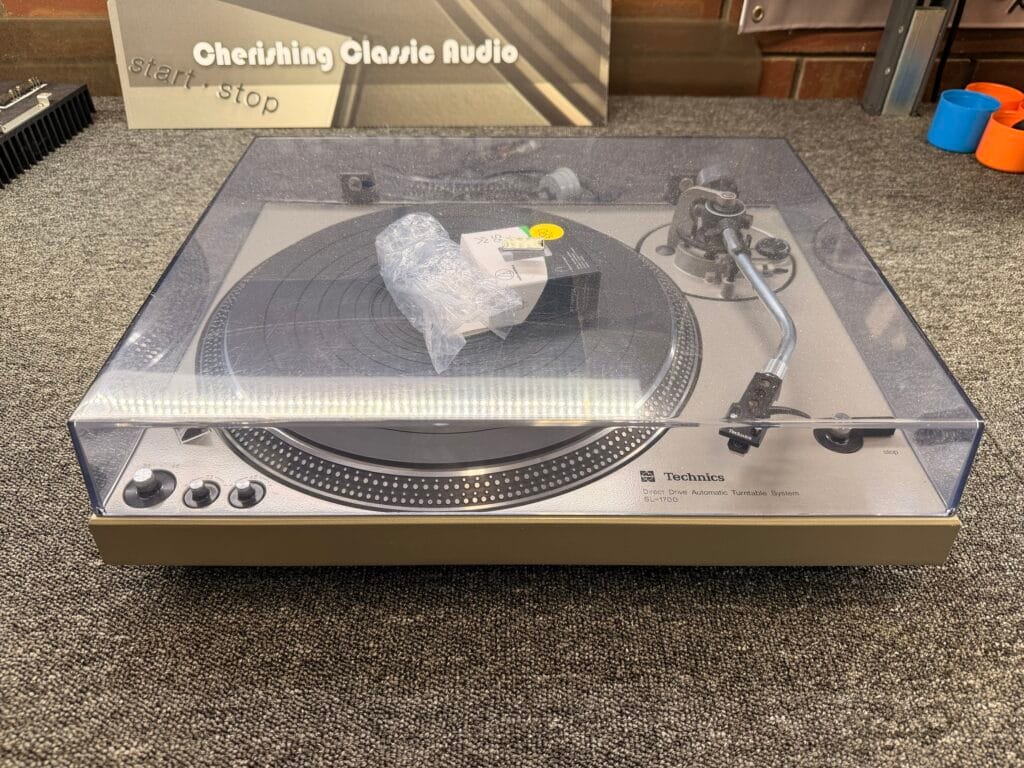 Technics SL-1700