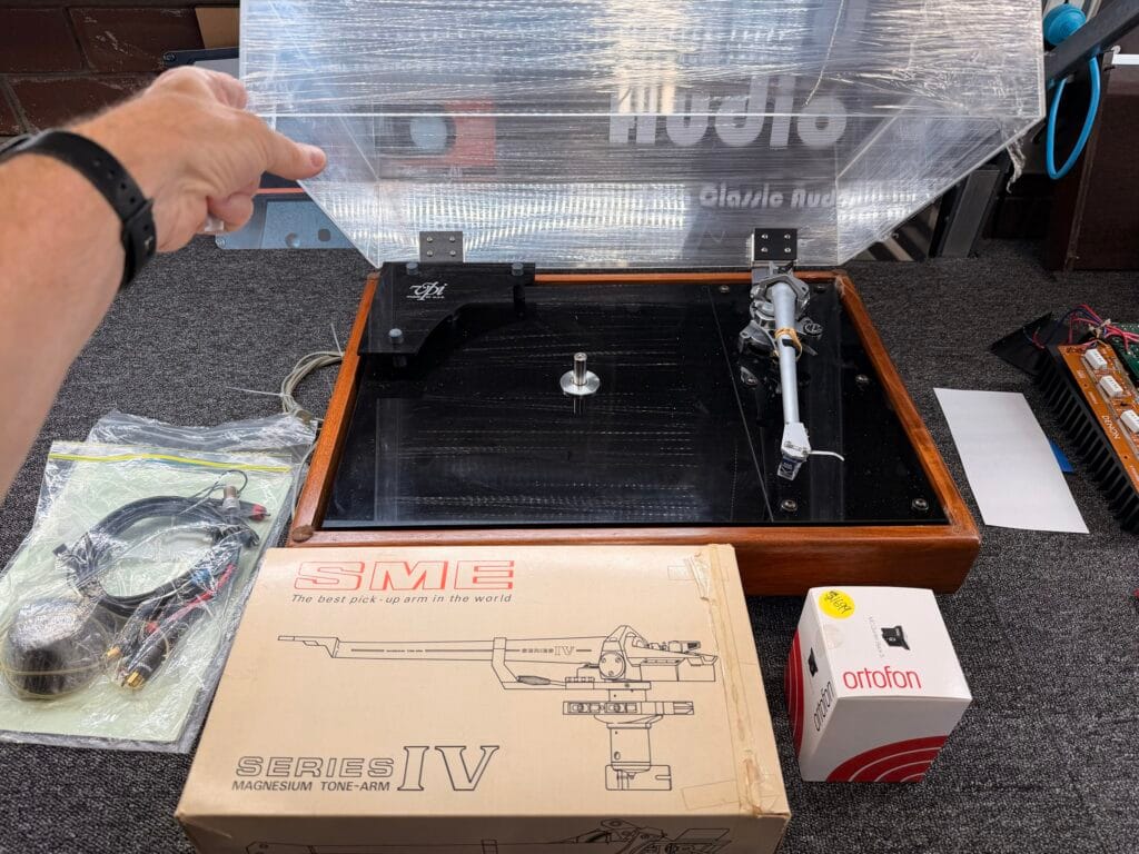 Lovely VPI HW-19 Mark 3 Turntable Repair 3 VPI HW-19 Mark 3