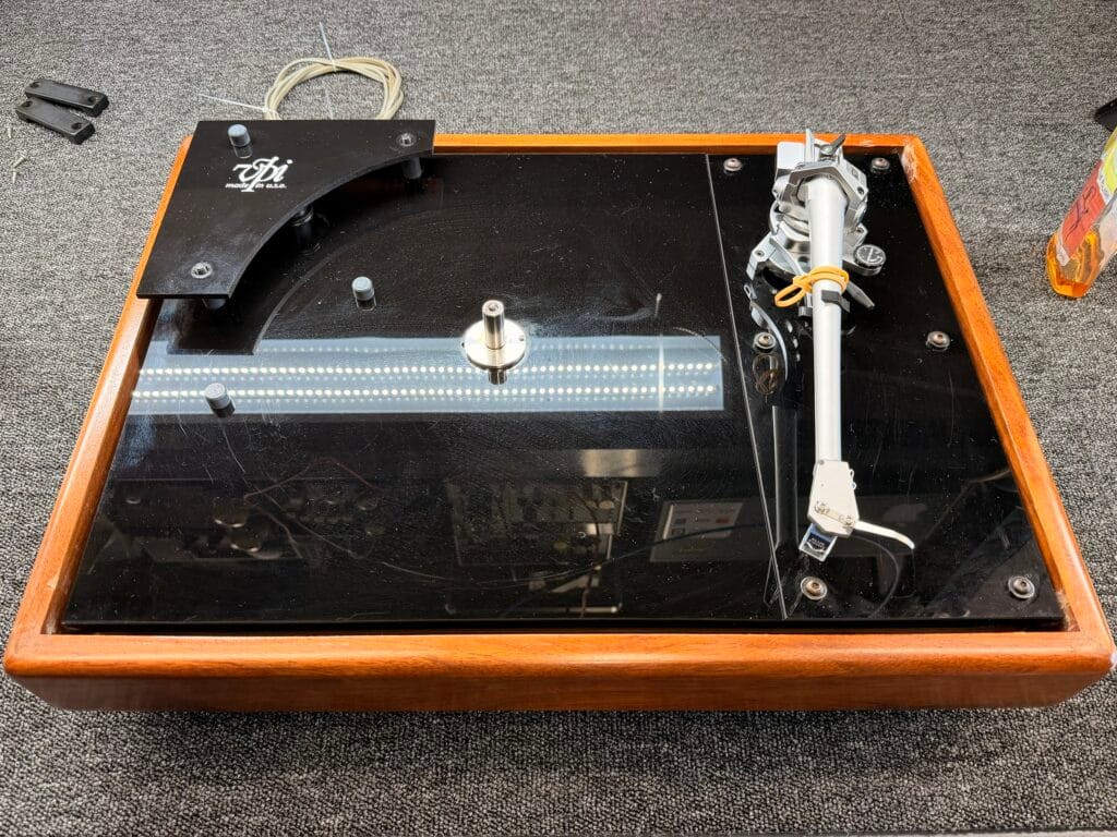 Lovely VPI HW-19 Mark 3 Turntable Repair 6 VPI HW-19 Mark 3