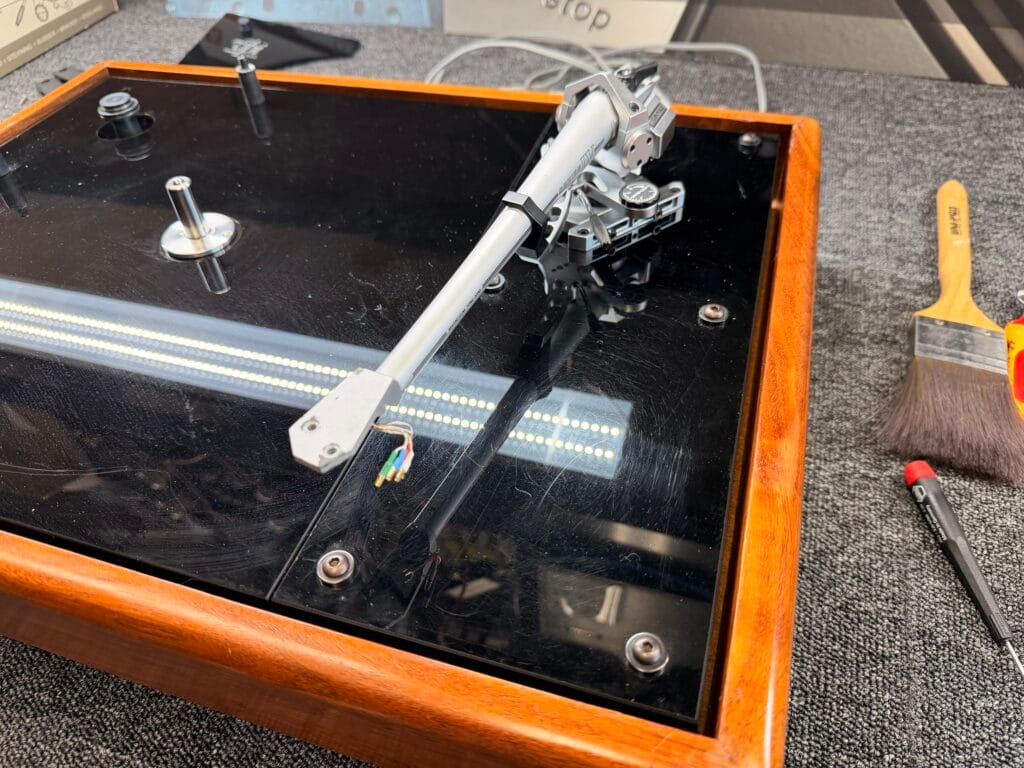 Lovely VPI HW-19 Mark 3 Turntable Repair 18 VPI HW-19 Mark 3