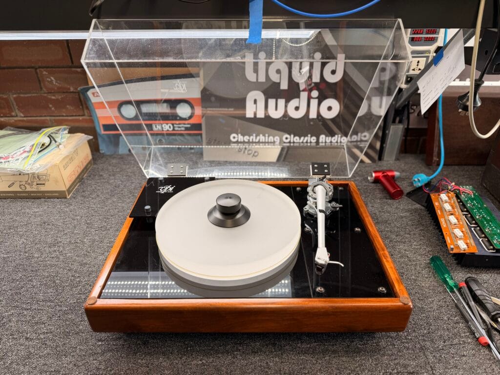 Lovely VPI HW-19 Mark 3 Turntable Repair 31 VPI HW-19 Mark 3