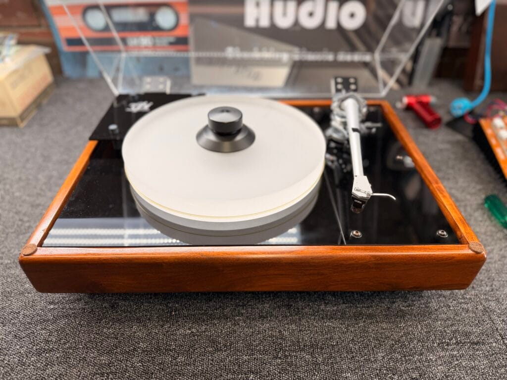Lovely VPI HW-19 Mark 3 Turntable Repair 34 VPI HW-19 Mark 3