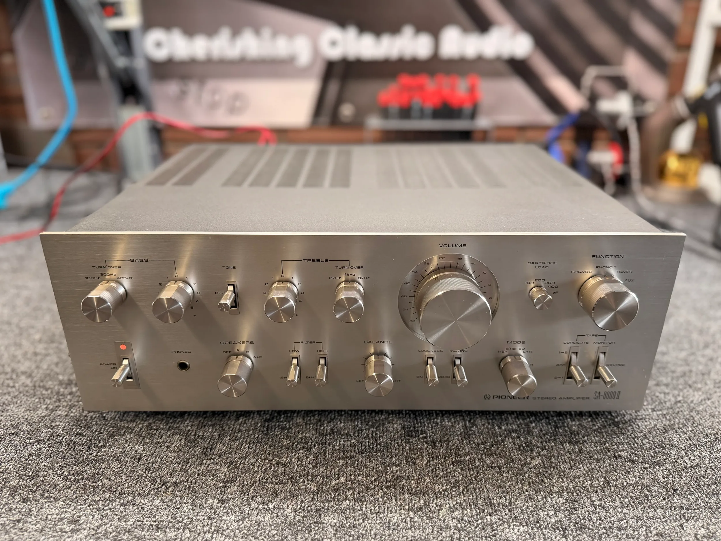 Beautiful Pioneer SA-8800 II Amplifier Repair | LiQUiD AUDiO