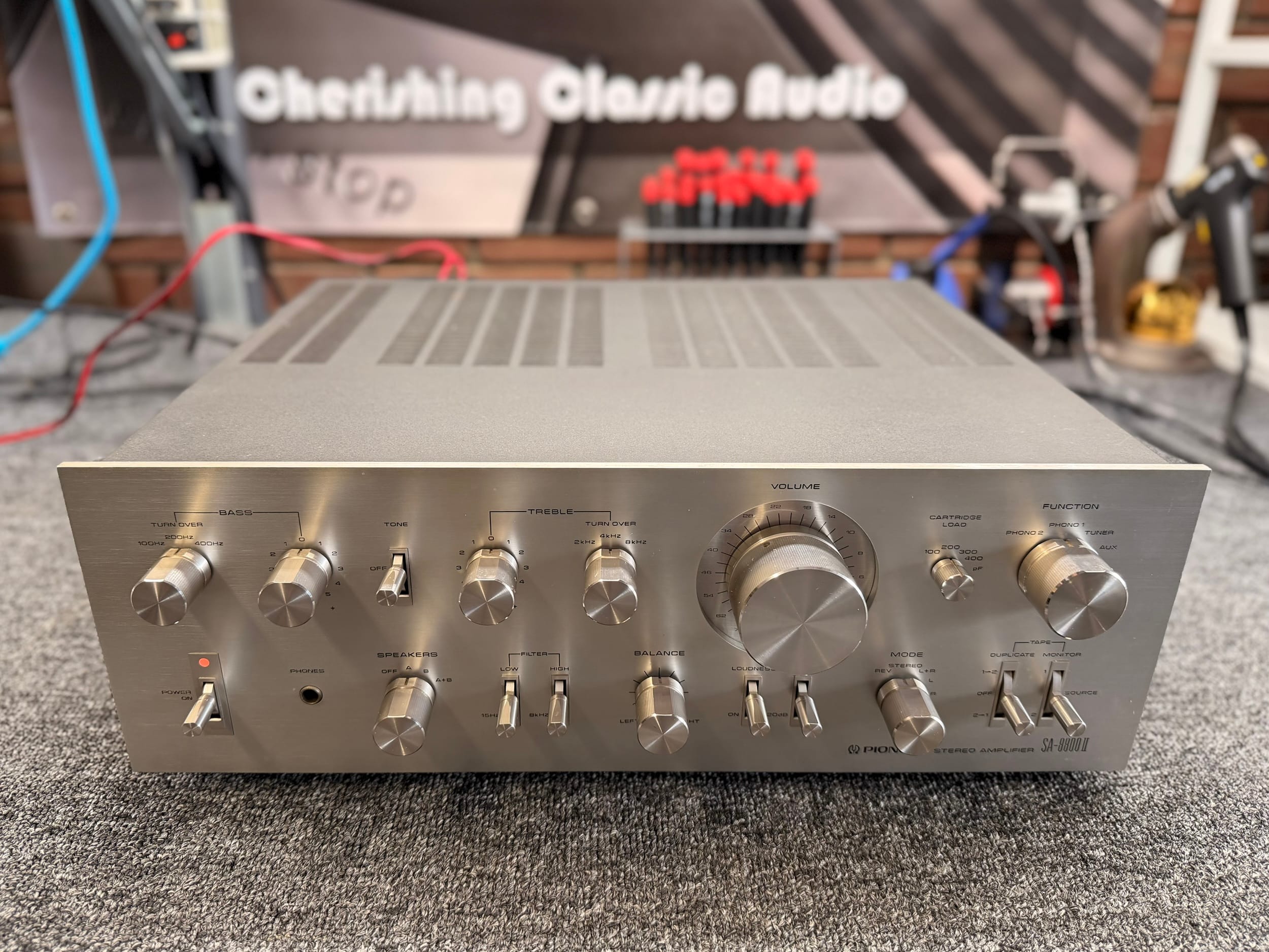 more hi-fi and electronics
