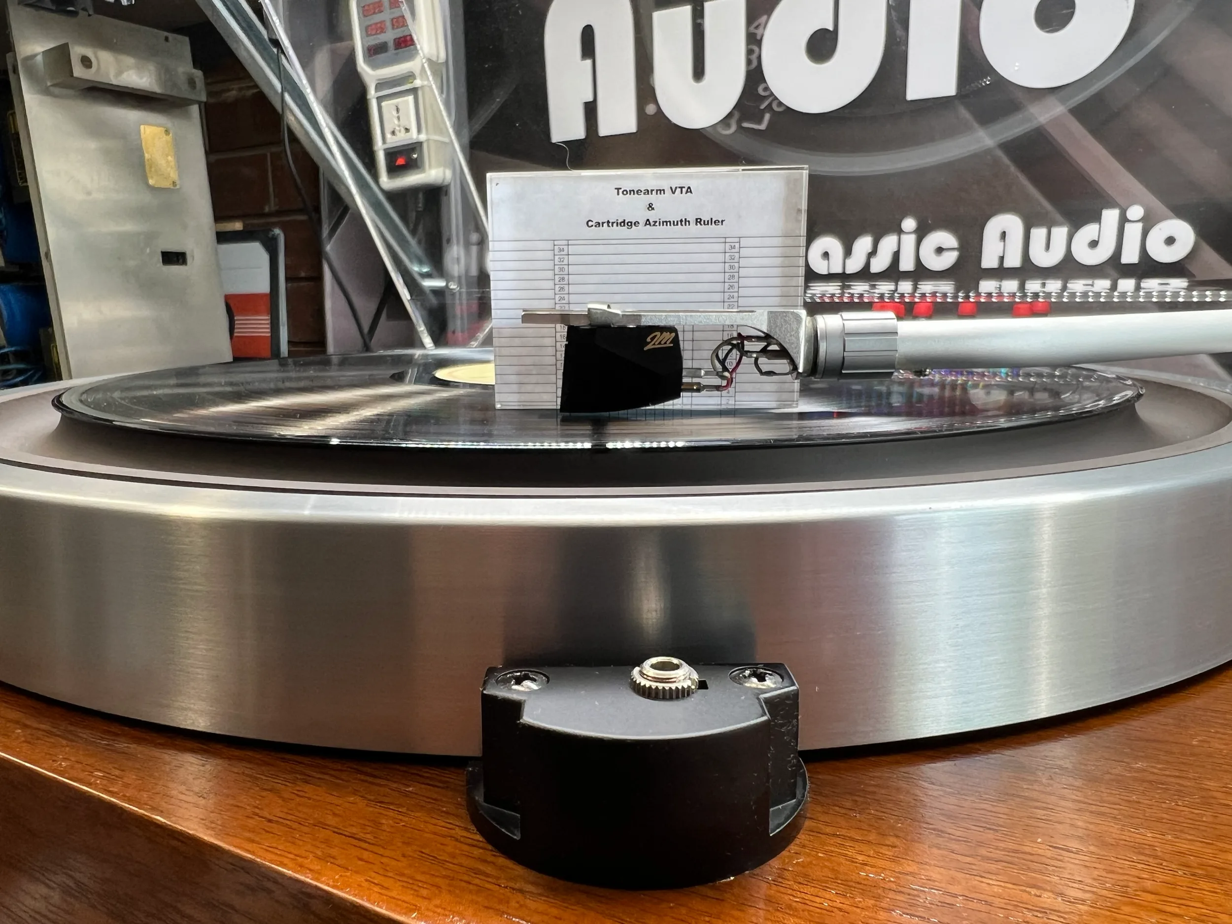 Stunning Yamaha GT-2000L Turntable Service 20 Yamaha GT-2000L