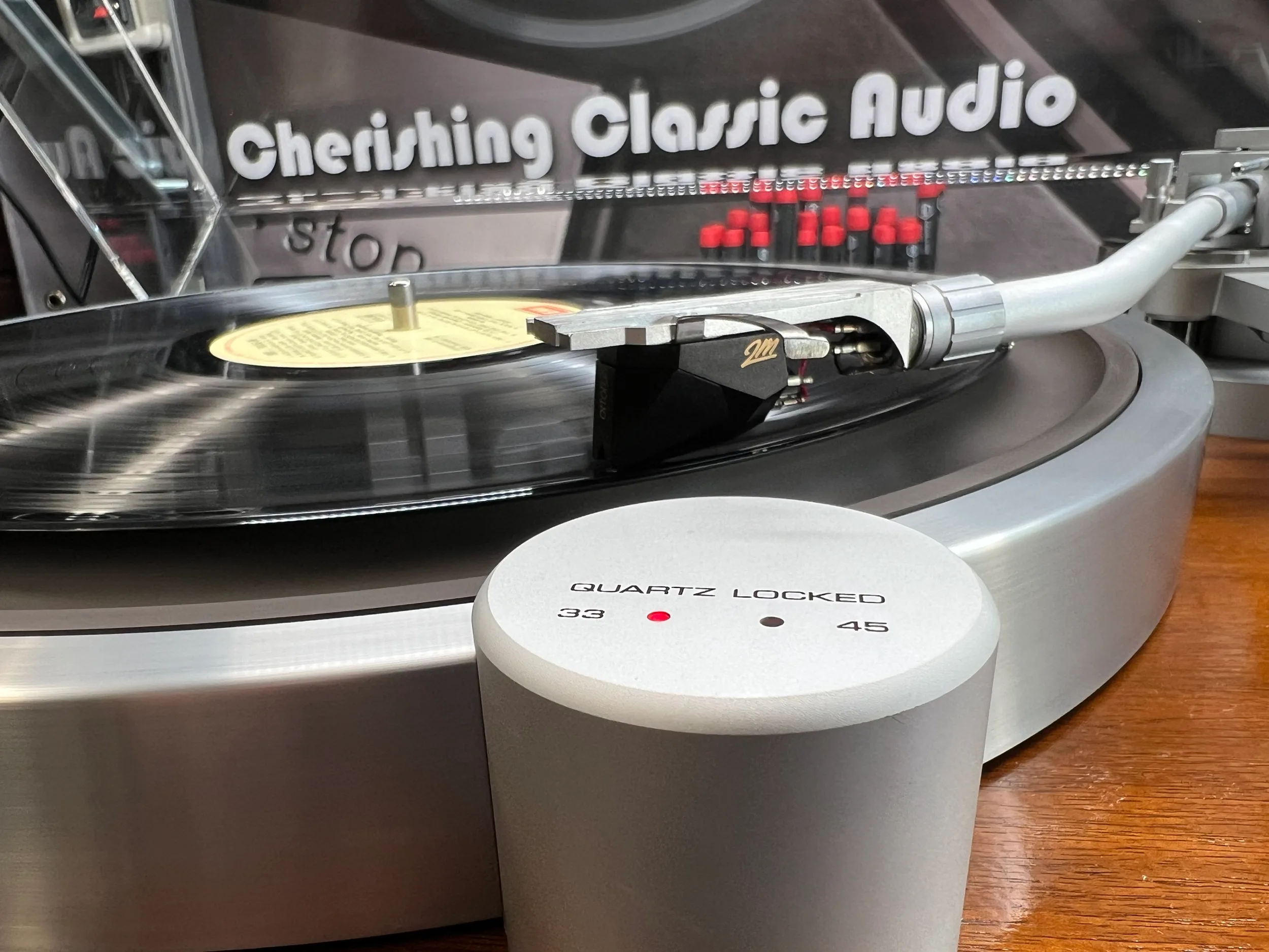 Stunning Yamaha GT-2000L Turntable Service 22 Yamaha GT-2000L