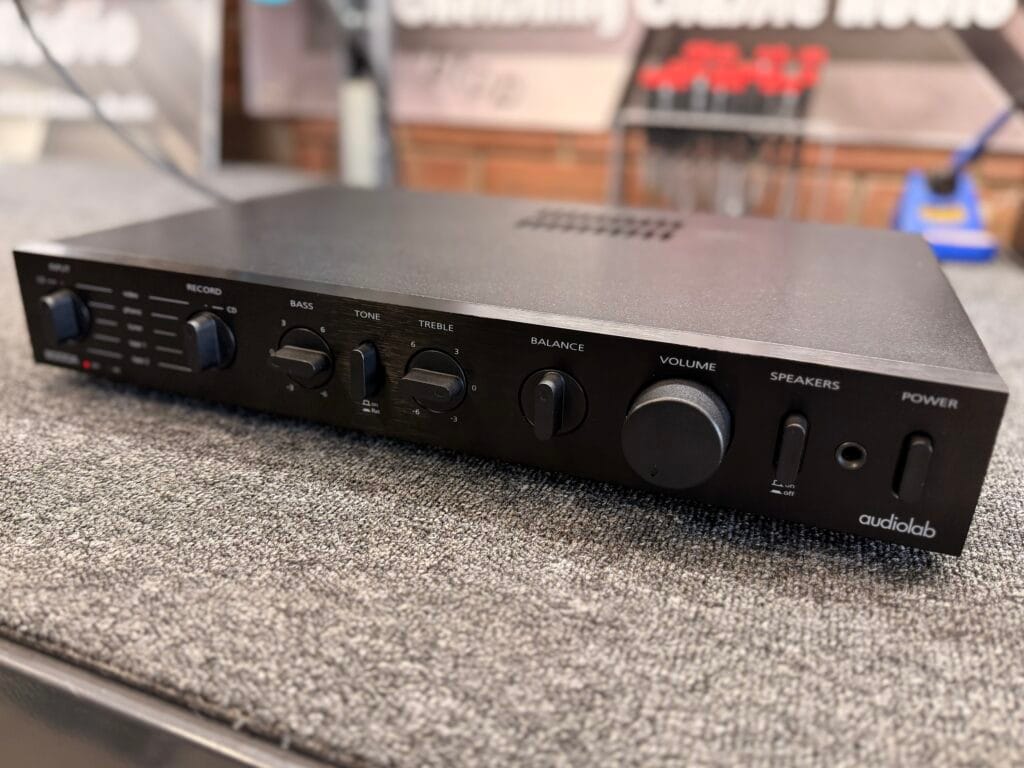Audiolab 8000A