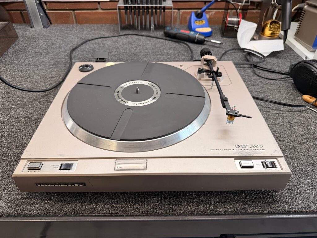 Marantz TT-2000