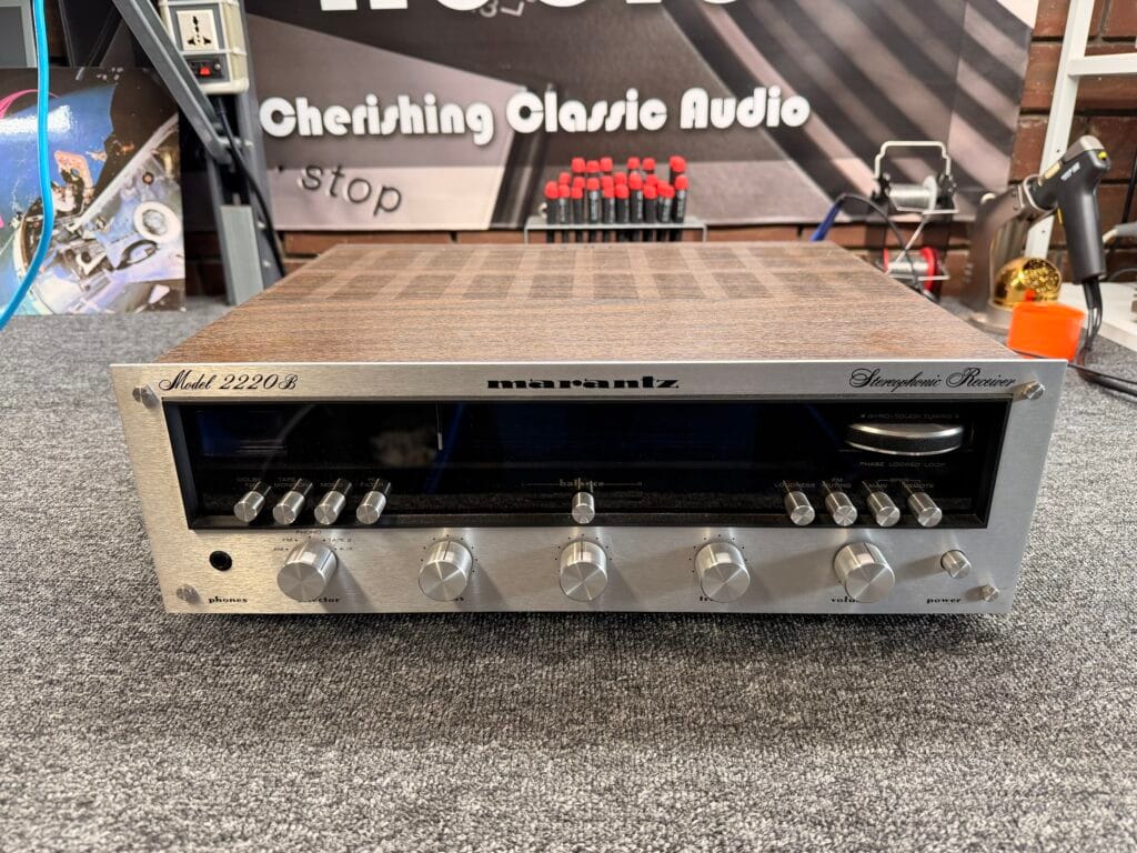 Marantz 2220B