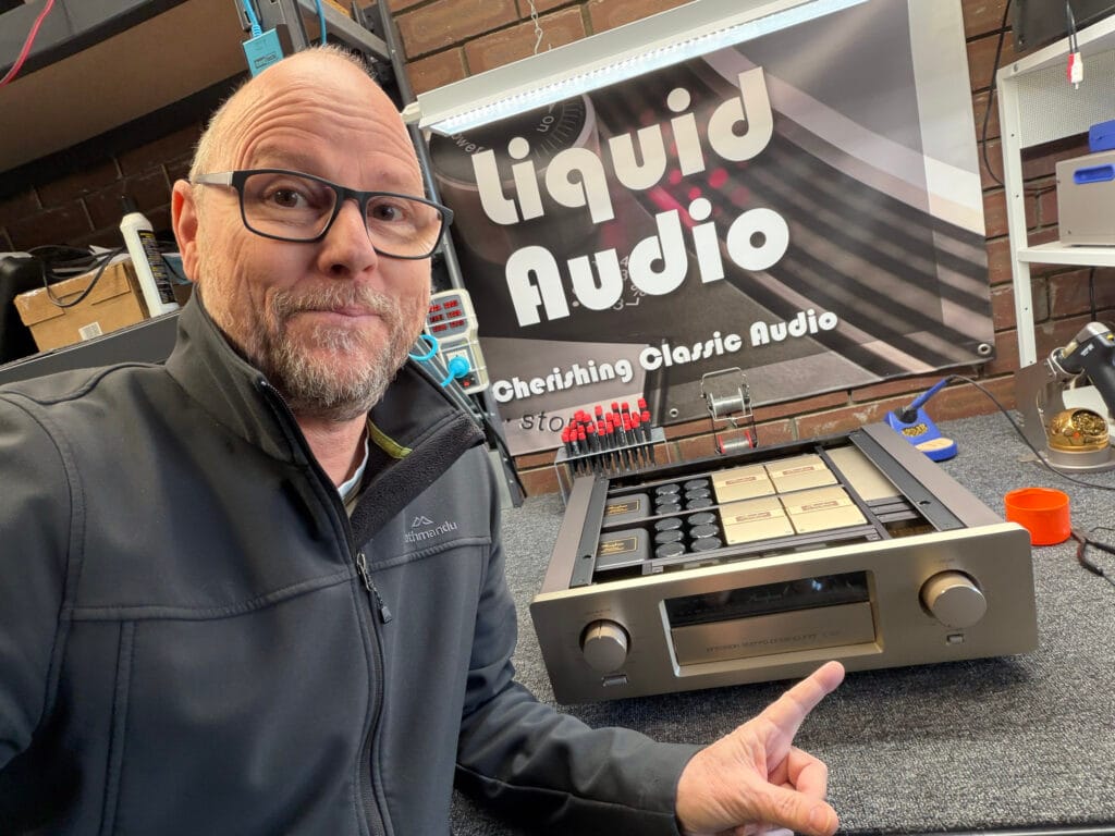 Accuphase C-290