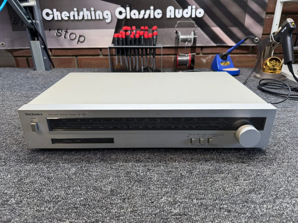 Technics ST-S2