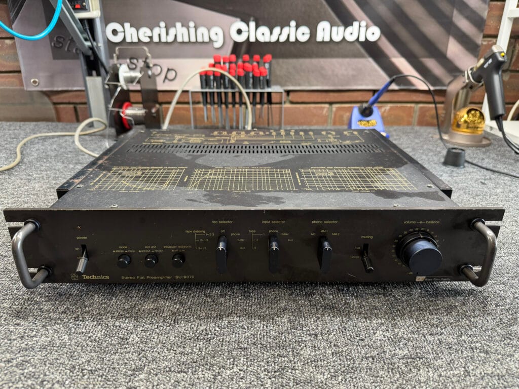 Technics SU-9070