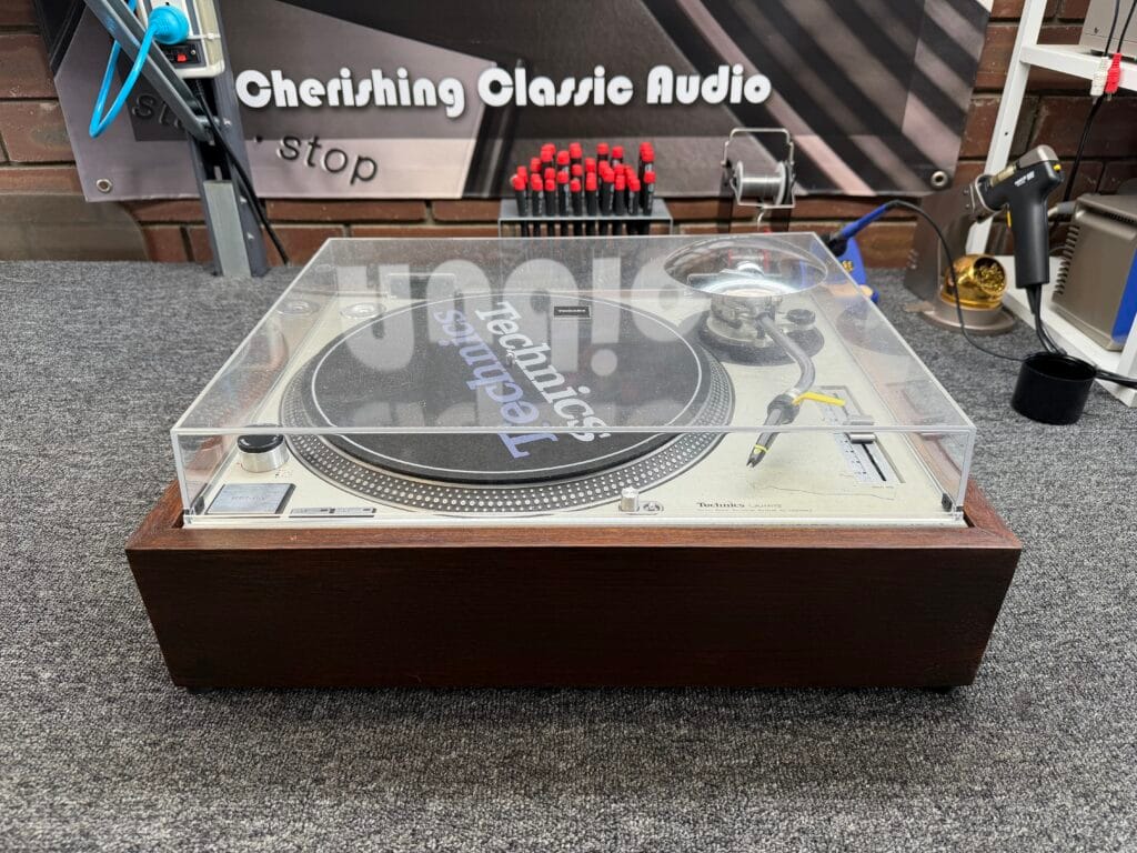 Technics SL-1200 Mk2