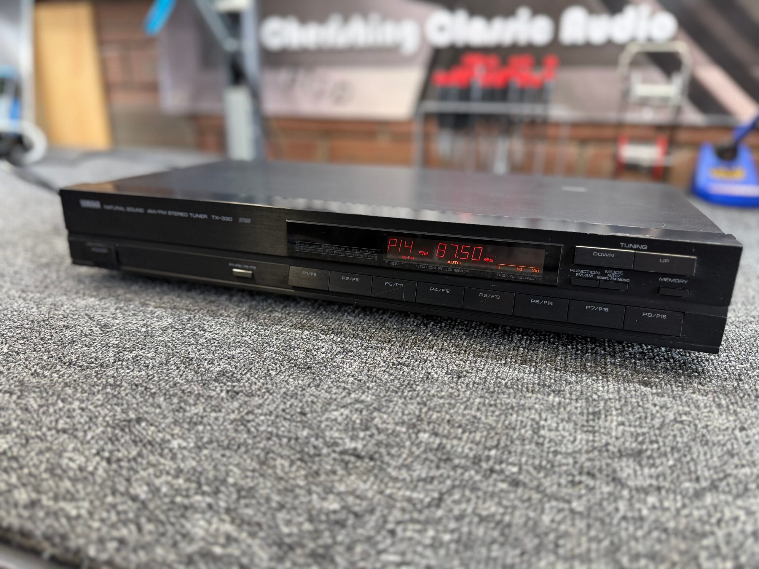 Yamaha TX-330
