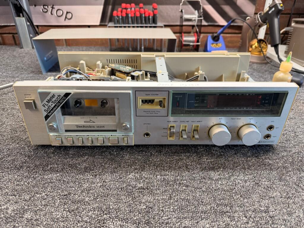 technics RS-M215