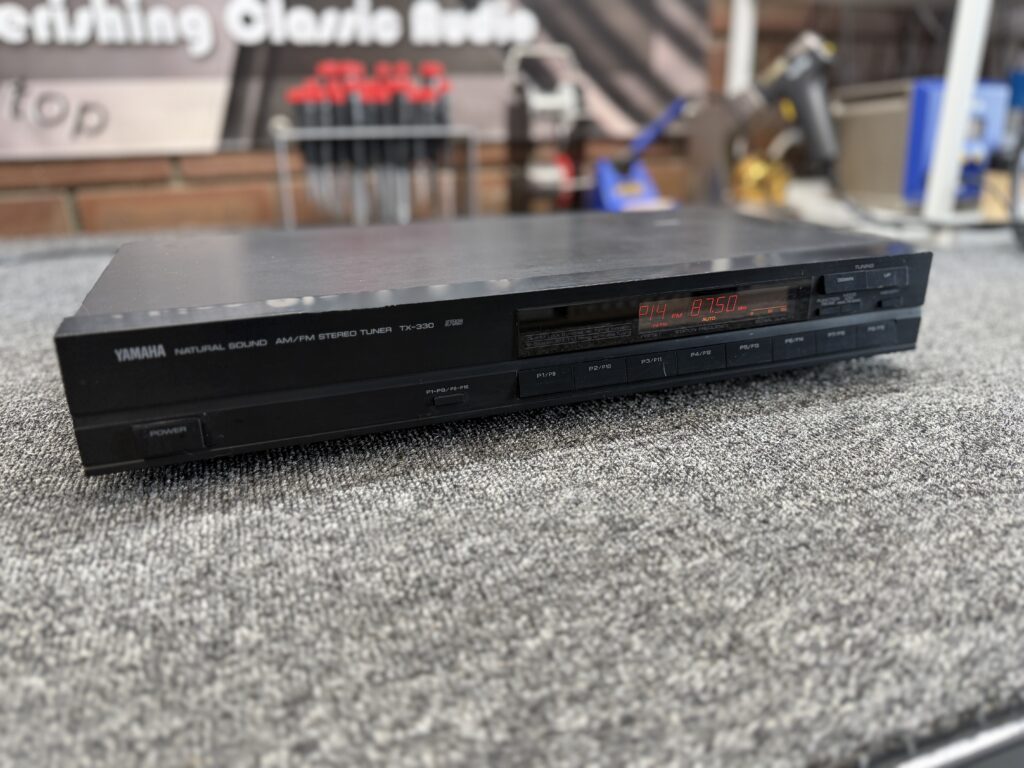 Store 50 Yamaha TX-330
